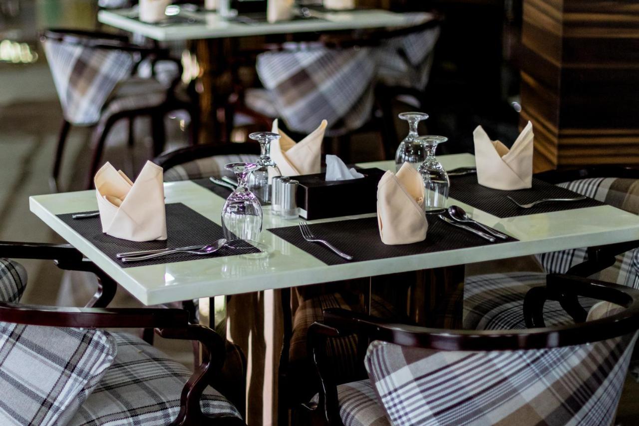 Hotel Mechi Crown Kakarvitta Zewnętrze zdjęcie