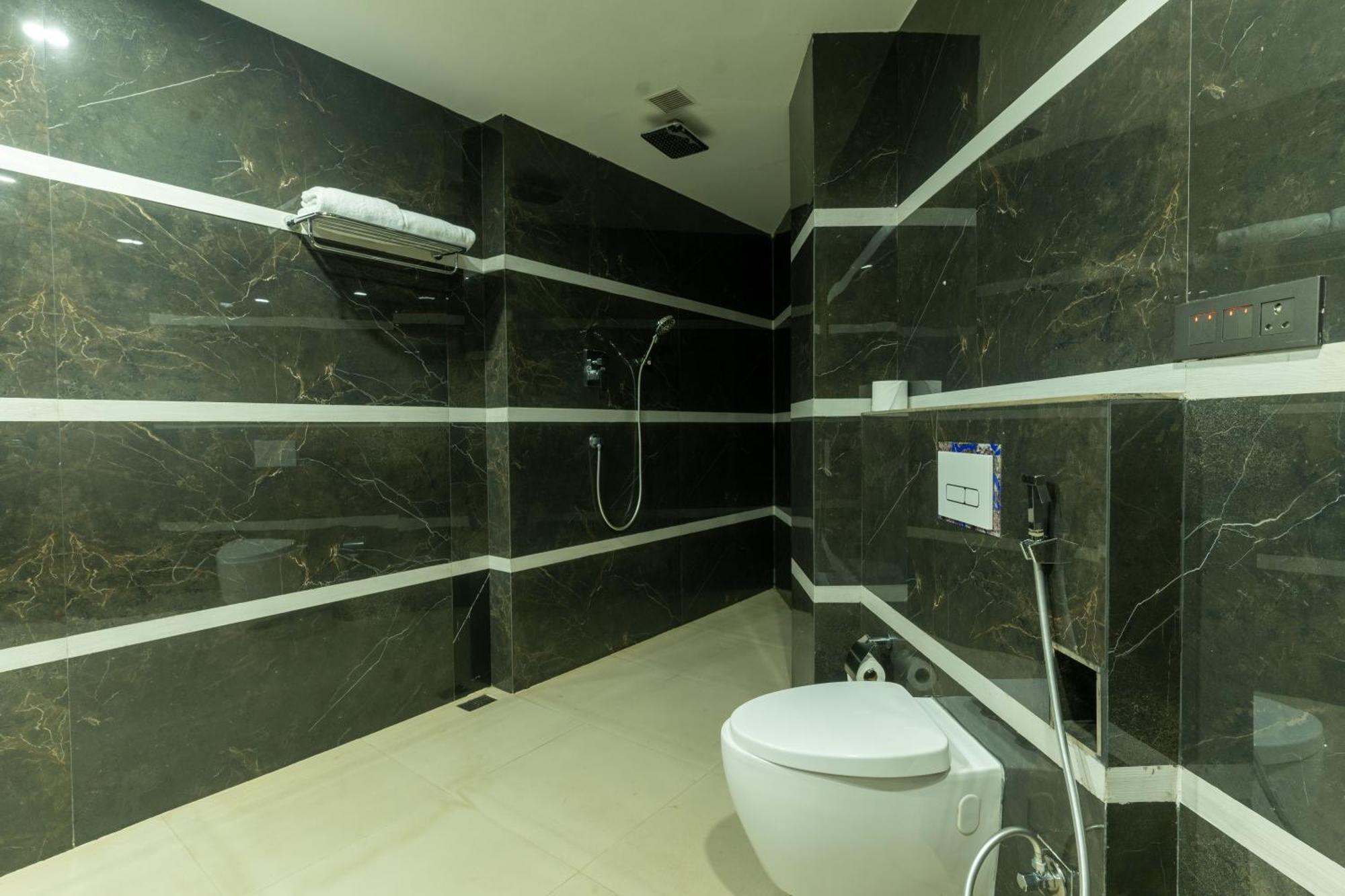 Hotel Mechi Crown Kakarvitta Zewnętrze zdjęcie