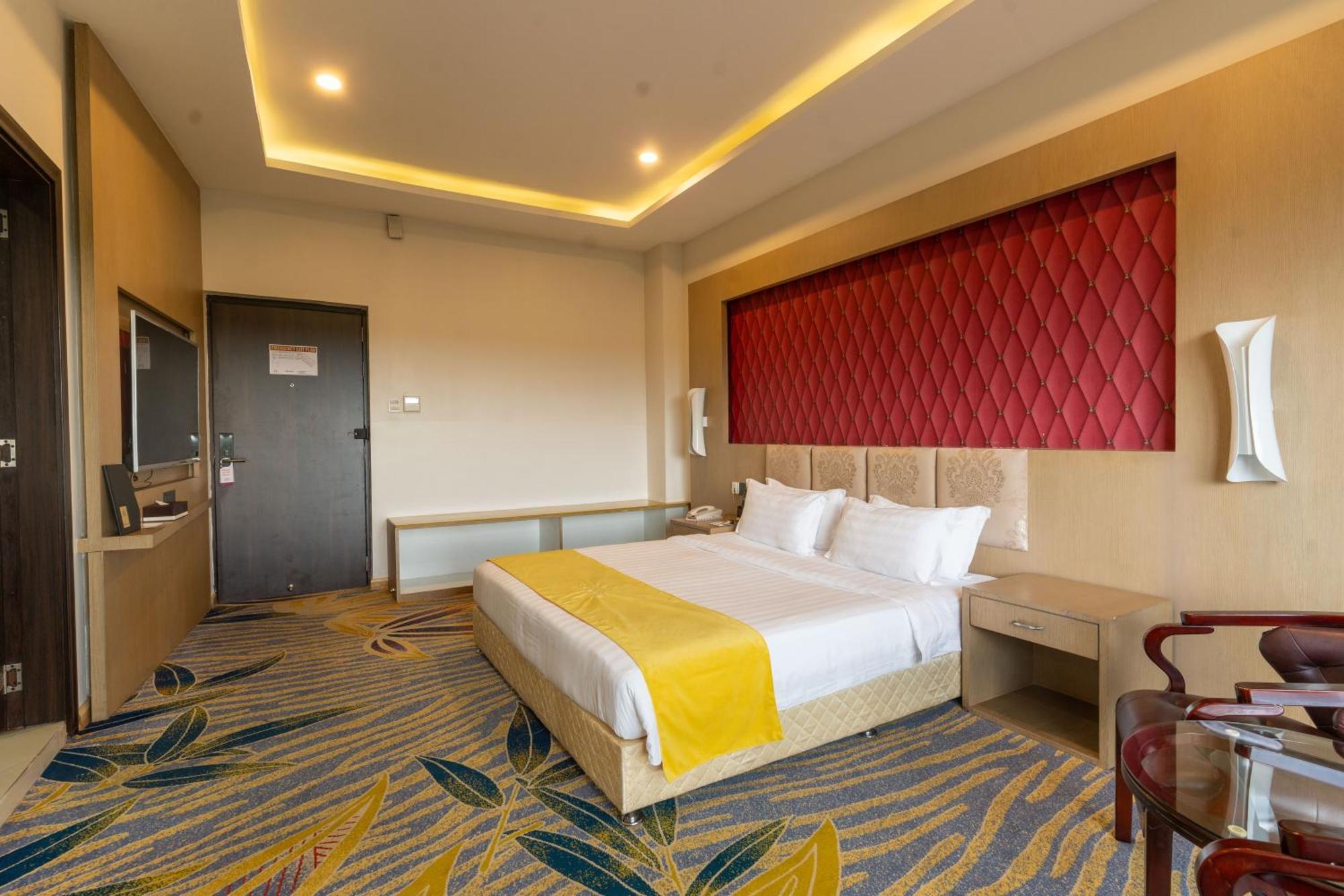Hotel Mechi Crown Kakarvitta Zewnętrze zdjęcie