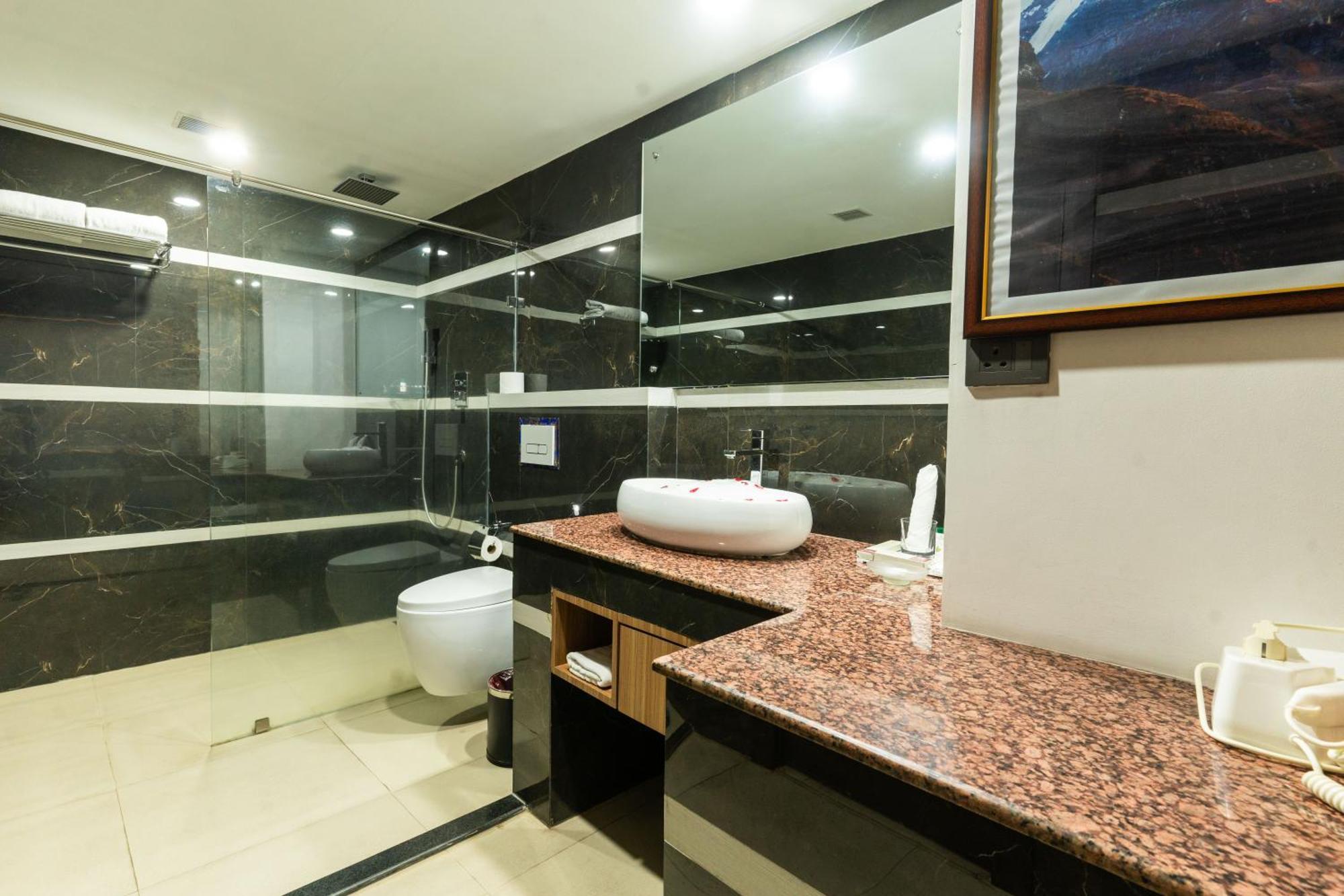 Hotel Mechi Crown Kakarvitta Zewnętrze zdjęcie